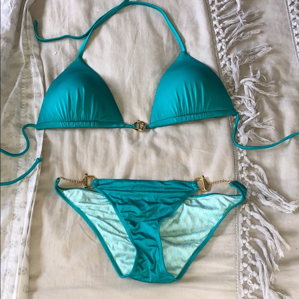 Green VS bathing suit